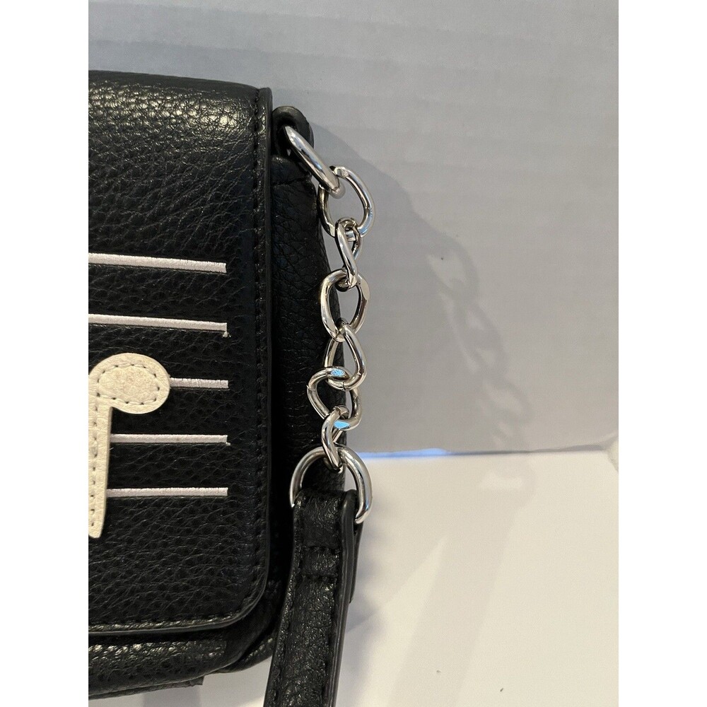Charming Charlie Music Note Black Small Crossbody Purse - Picture 3 of 11